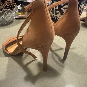 Elegant Suede High Heels - Tan